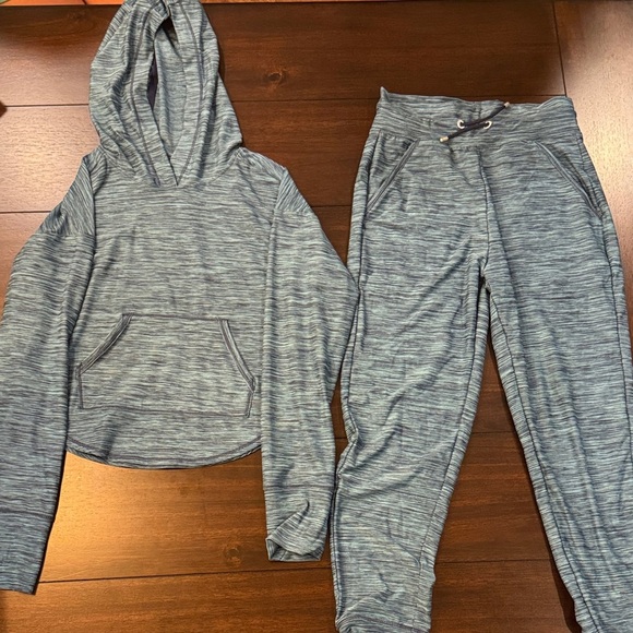 All in Motion Kids Set - Heathered Blue - Picture 1 of 5